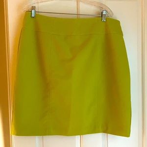 Worthington stretch suit skirt.